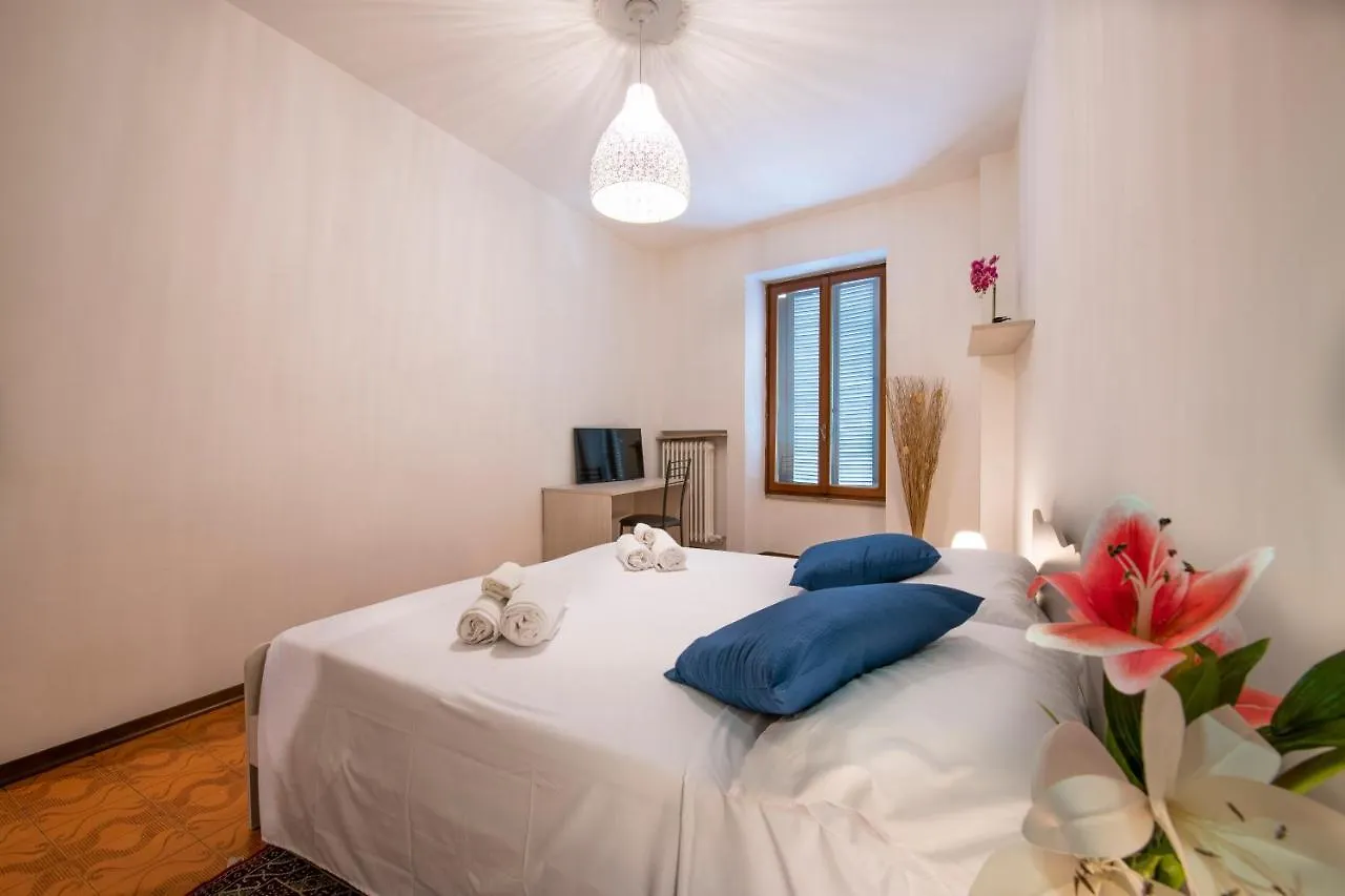 Olga'S Rooms Verona Homestay
