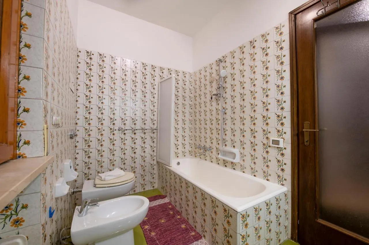 Olga'S Rooms Verona Homestay