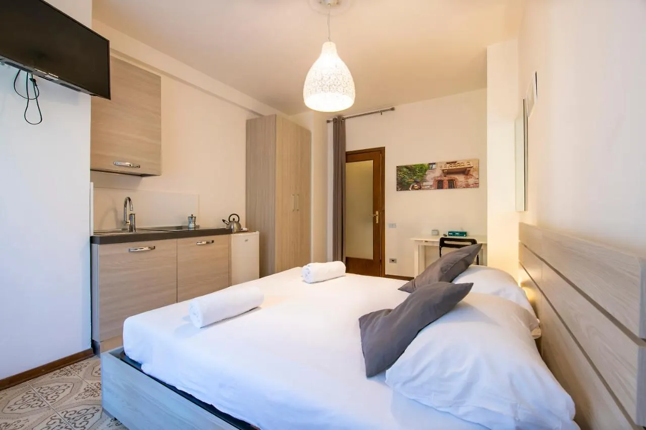 Olga'S Rooms Verona Italy