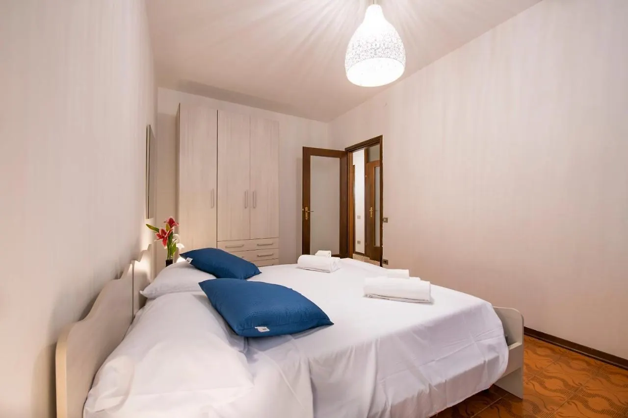 Olga'S Rooms Verona Homestay